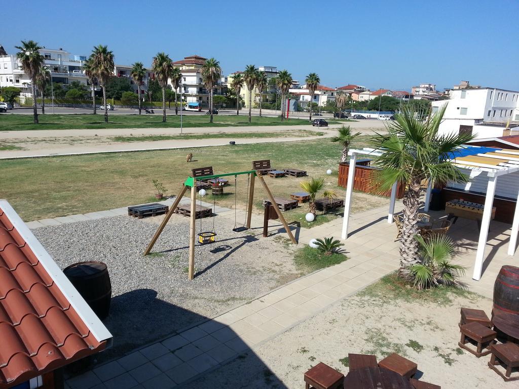 Hotel Poseidon Corigliano Calabro Exterior foto